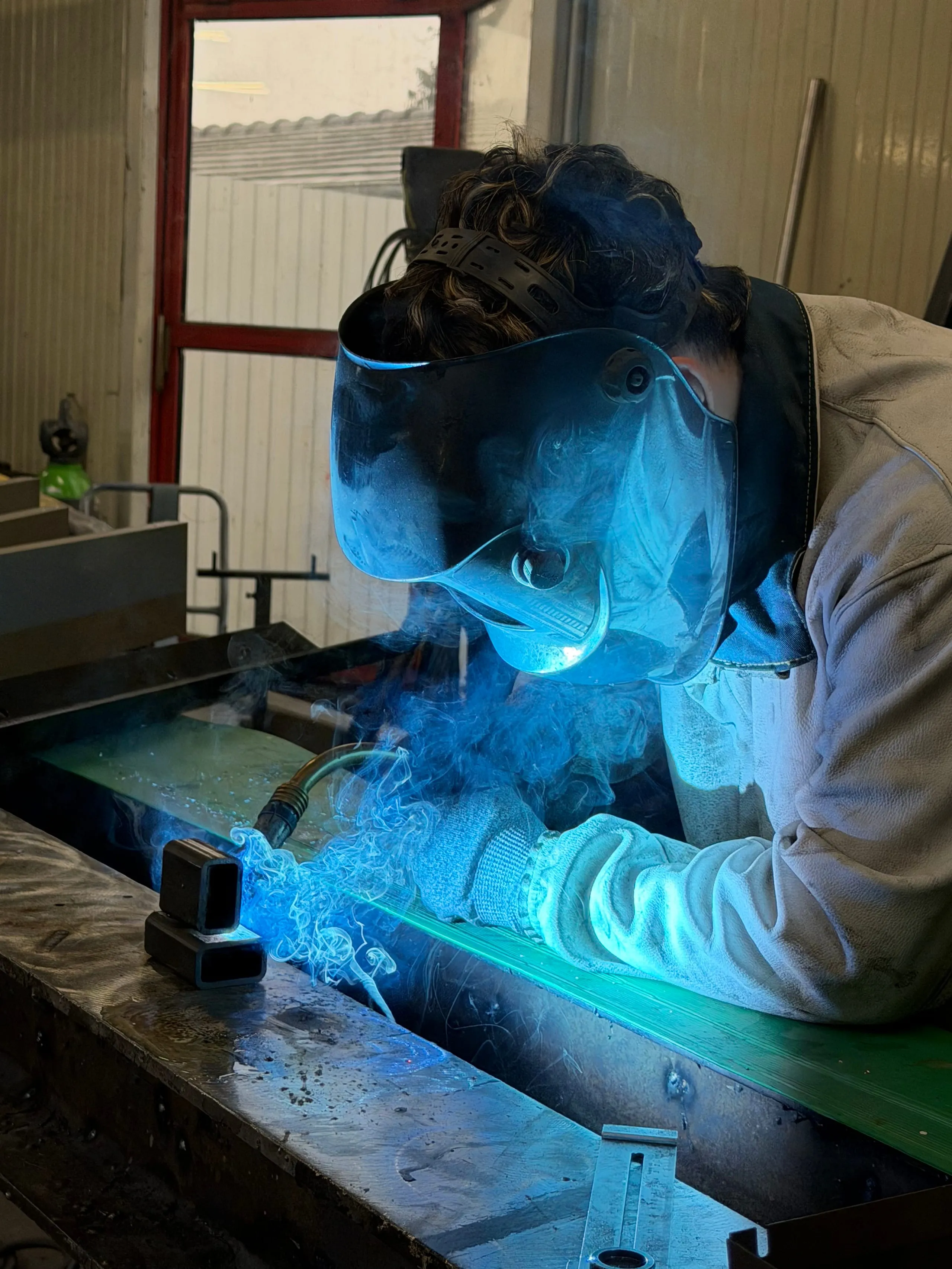 Travail du métal dans l’atelier de Schweighouse-sur-Moder