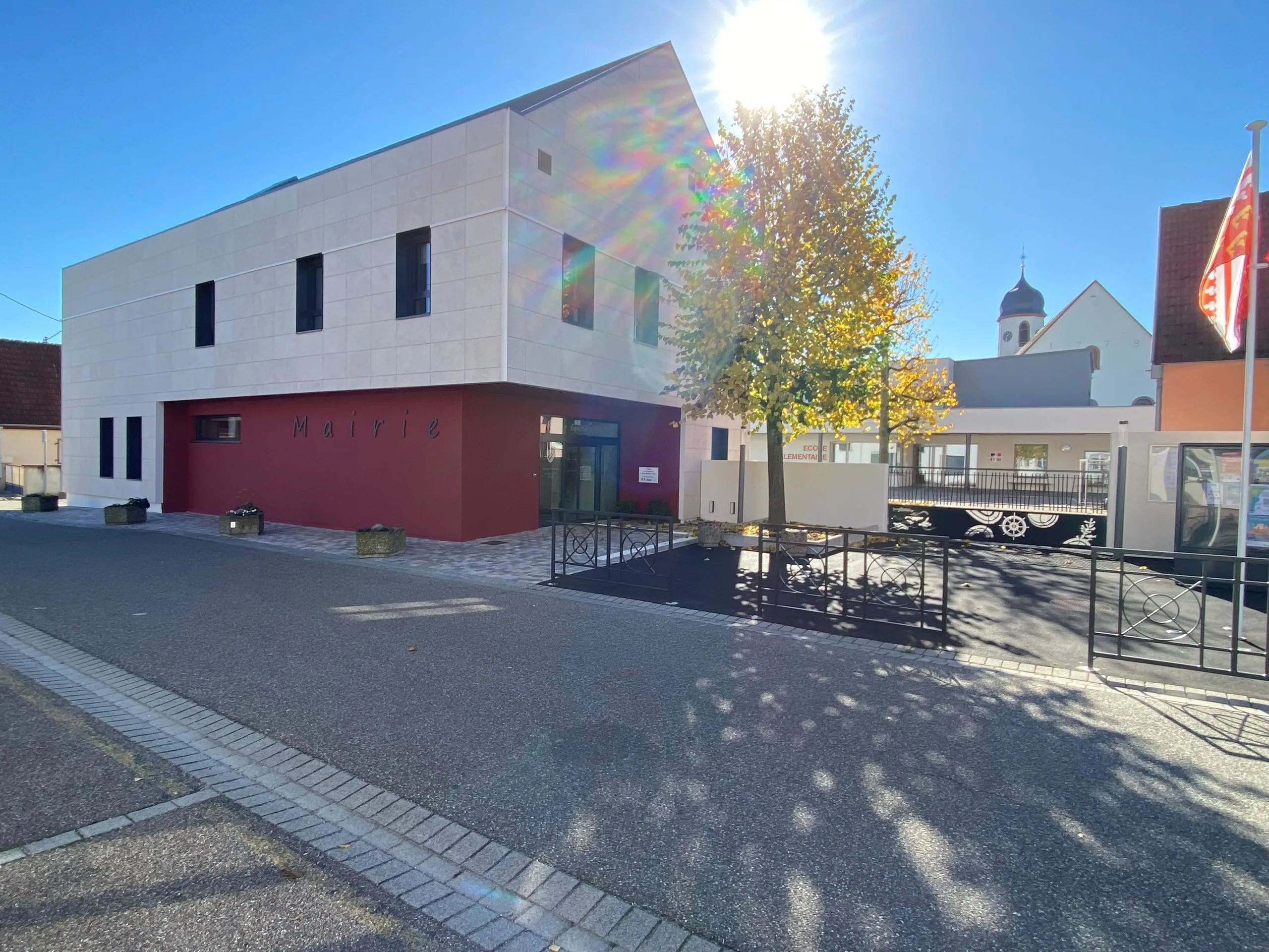Clôture et portail de la Mairie de Mothern